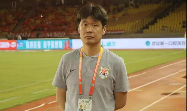 李霄鹏|李霄鹏发愁了：国脚受伤归化走光，总局还要直接管理！