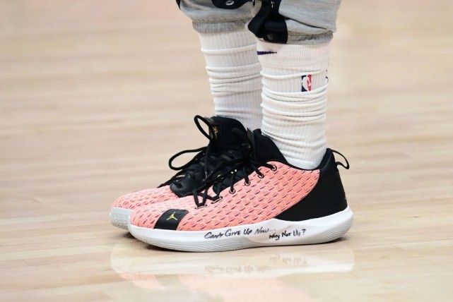 陈博主潮物Sneaker|NBA球员上脚：字母哥哥上脚Freak 3，保罗·乔治上脚PG2.5