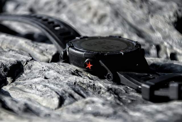 智能手表|一款功能少的心计表竟比某为还贵，细分领域的深耕才是出路