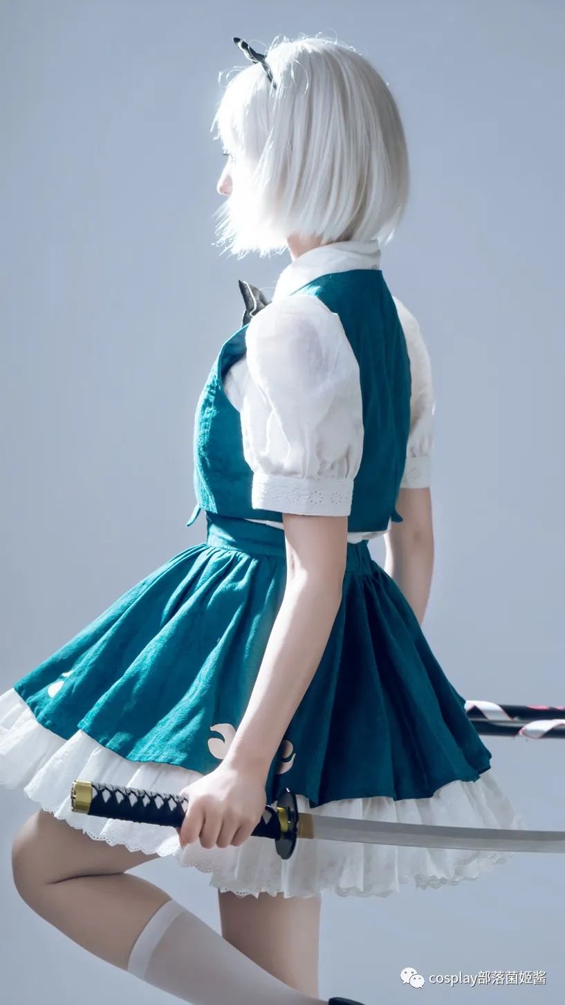 |cos:魂魄妖夢妹妹头庭师cos正片@帅嘤嘤