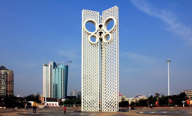 我是微笑了 潍坊医科大学呼之欲出，潍坊医学院全力冲刺，豪掷两个亿！