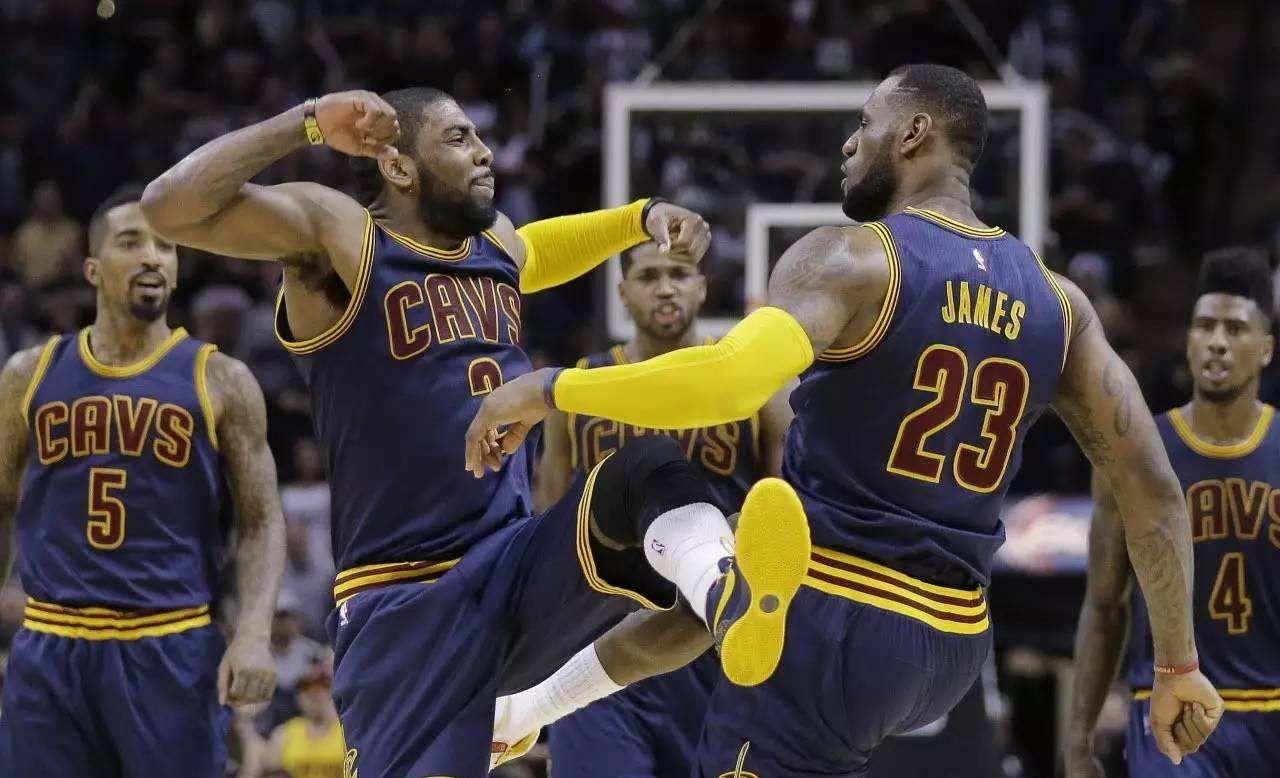 骑士队|16年NBA总决赛,骑士落后1-3是怎么扳回两局,打到第七场夺冠的?