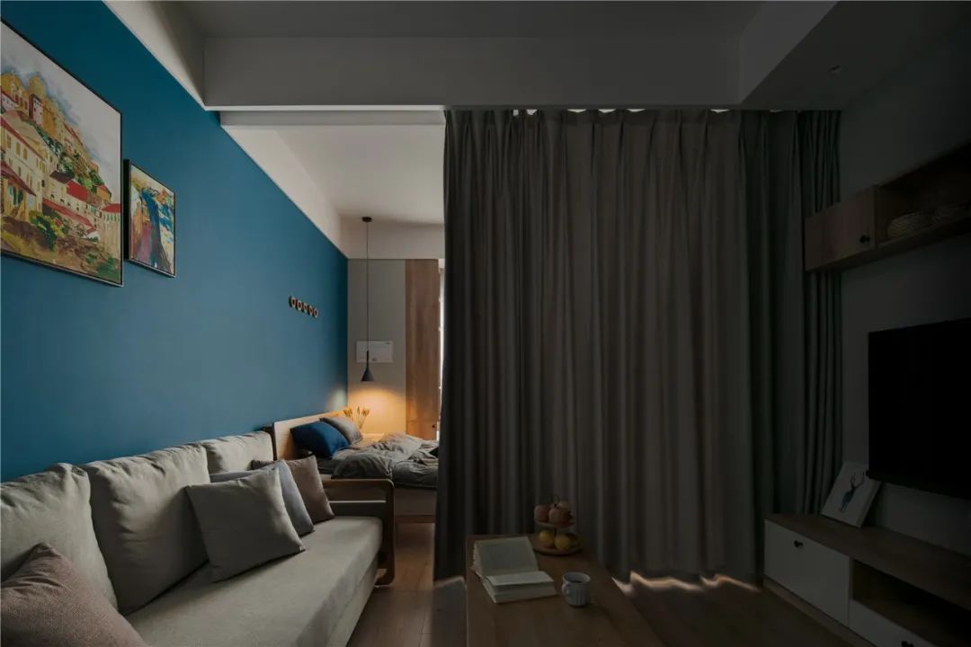 隔断别“硬”来,学学这6种隔断设计,大气通透又节省空间!