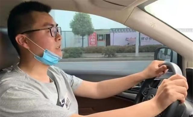 杜新枝又发声:郭威结婚时,给了田静家18万彩礼,亏大了!