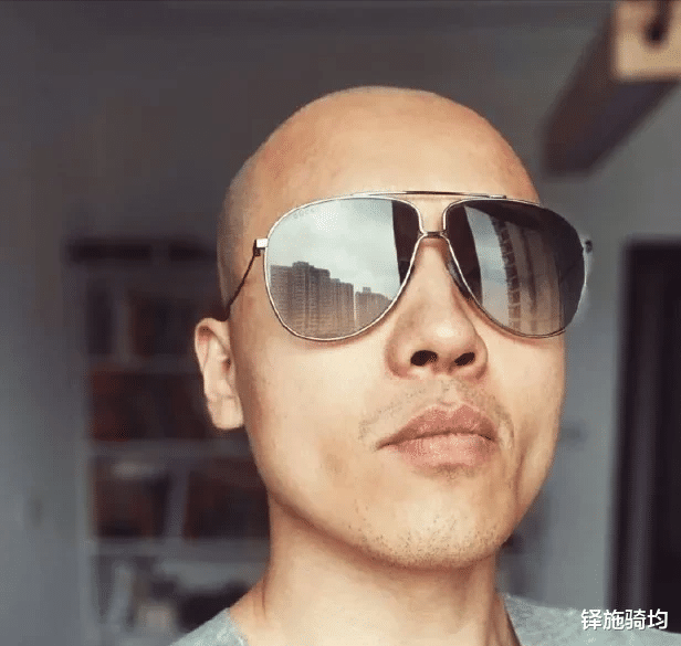 高云翔|高云翔一切谋求复出的努力，被自己一句“闭嘴吧婊子！”打入了原形？！