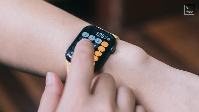 华为鸿蒙系统|Apple Watch Series 7 的大屏幕，能带给我们多少「大不同」？