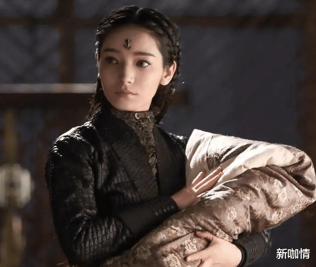 杨幂|杨幂旗下“四朵金花”，前三位在走下坡，最后一位却“扶摇直上”