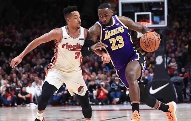 德怀特·霍华德|2年430万？联盟顶级轮换内线或重返洛杉矶，詹皇：最后联手的机会