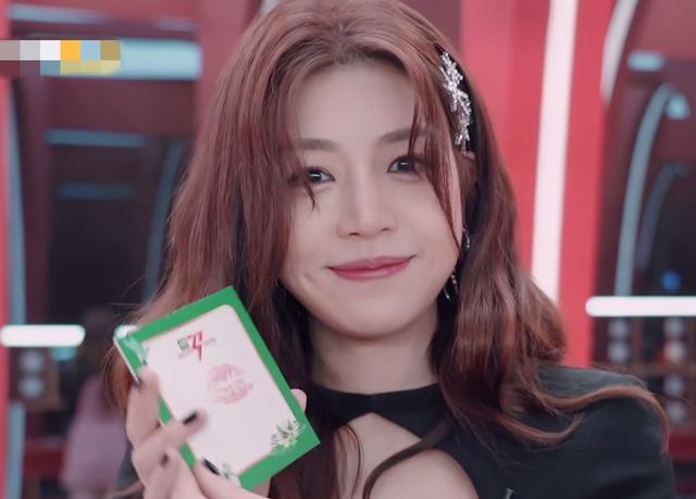 陈妍希|同样是发新歌，陈妍希与谢娜一对比，差距就出来了！