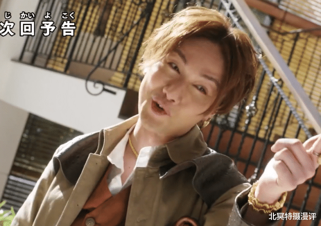 贝萨|特利迦奥特曼:泽塔回归,四大形态成U盘,新怪兽千兆德洛斯登场