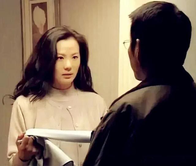 咏梅|咏梅：和陈道明交往7年，与栾树结婚29年，一直没生孩子