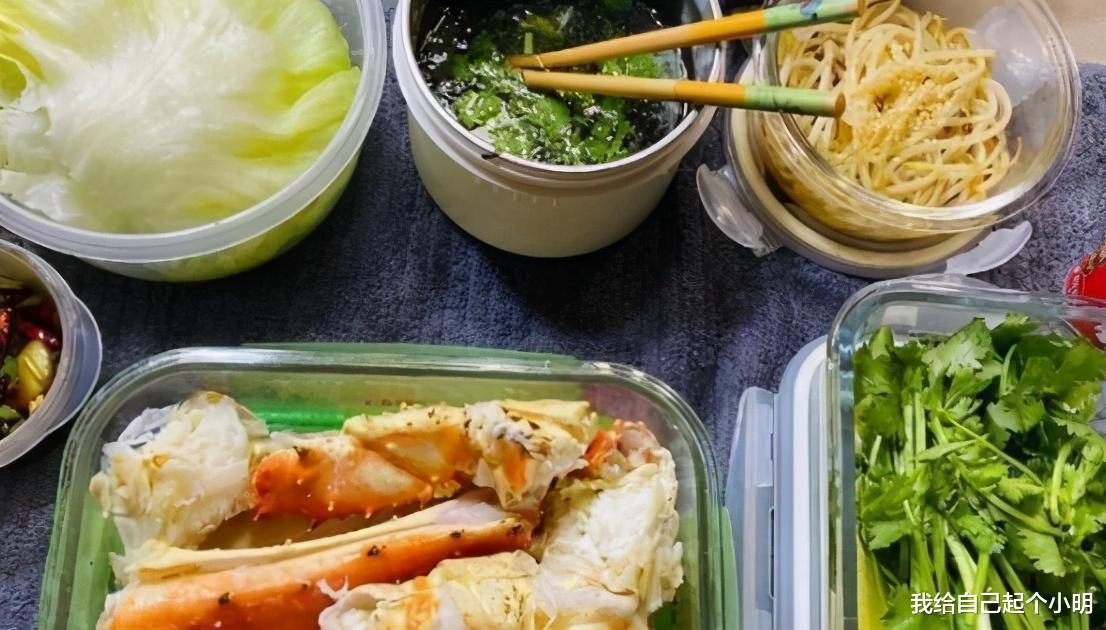 关晓彤|关晓彤晒减肥餐，一周7天不重样，难怪又瘦又美