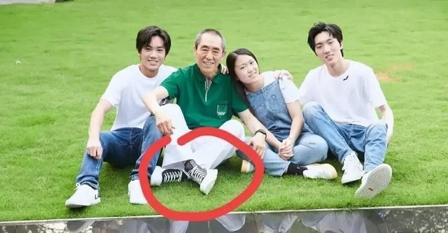 情感维护|张艺谋好不容易秀一次恩爱，结果却翻车了，这找谁说理去？
