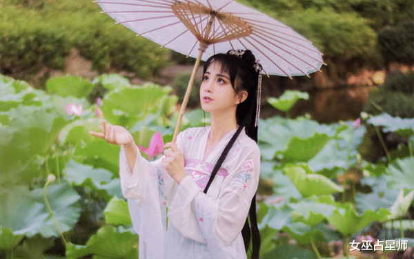 女巫占星师 总是非常潇洒，不会自暴自弃，凡事独来独往的三个生肖