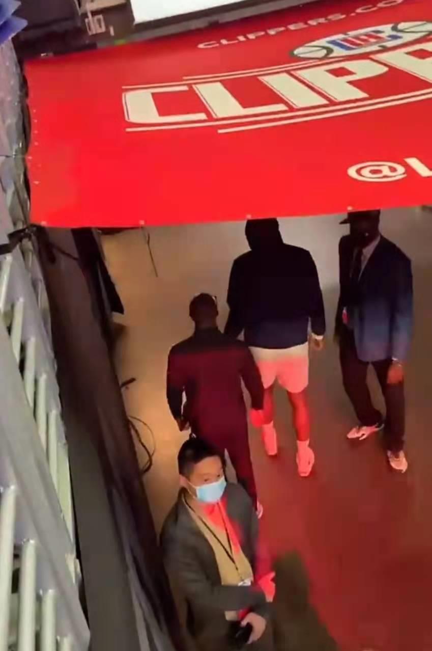 快船队|双喜临门！快船晋级西决后还迎2大喜讯，伦纳德根本就没报销