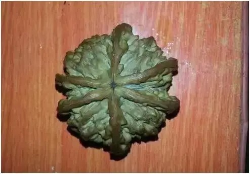 新疆维吾尔自治区|盘点文玩中的“巨无霸”，气场十足