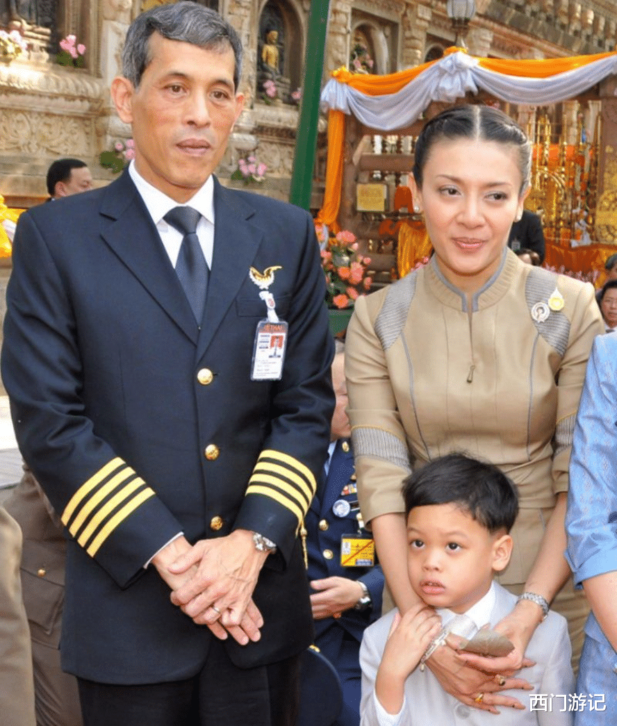 泰国|泰国宫斗背景板：“装傻充愣”6年，如今稳坐第一顺位