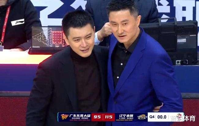 杜锋|杜锋忍无可忍！2场狂输46分向朱芳雨提硬性要求，不解决夺冠免谈