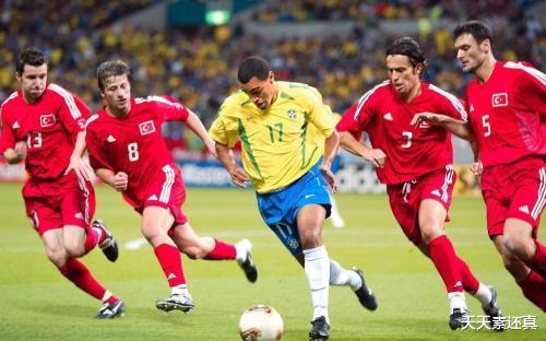 巴西队|卡卡之后，内马尔之前，巴西曾出现三个天才球员，可惜都没成为巨星