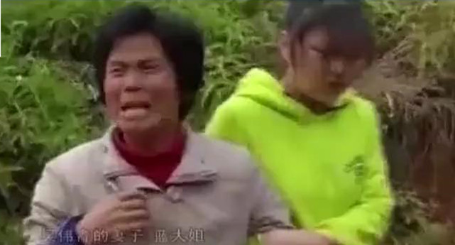 小伙好心扶起摔倒老人,反倒被讹20万,为证清白自杀!