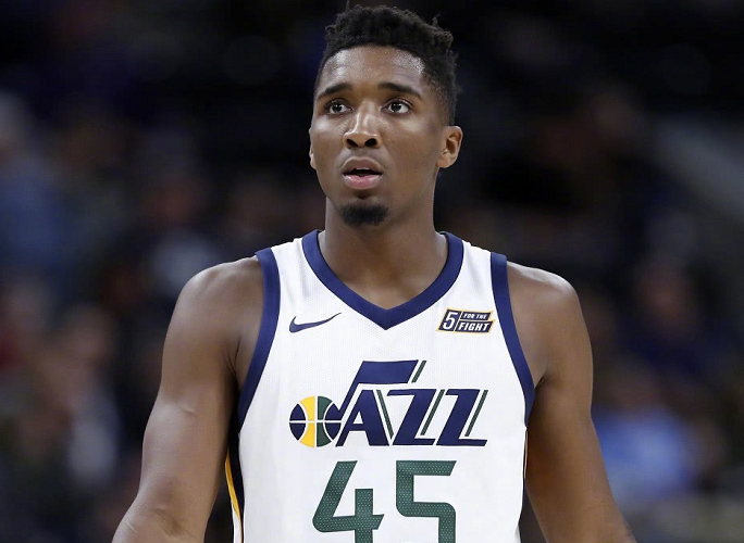 台中 交易48分先生！交易神射手！联盟霸主认清现实，黑白双煞需要帮手！