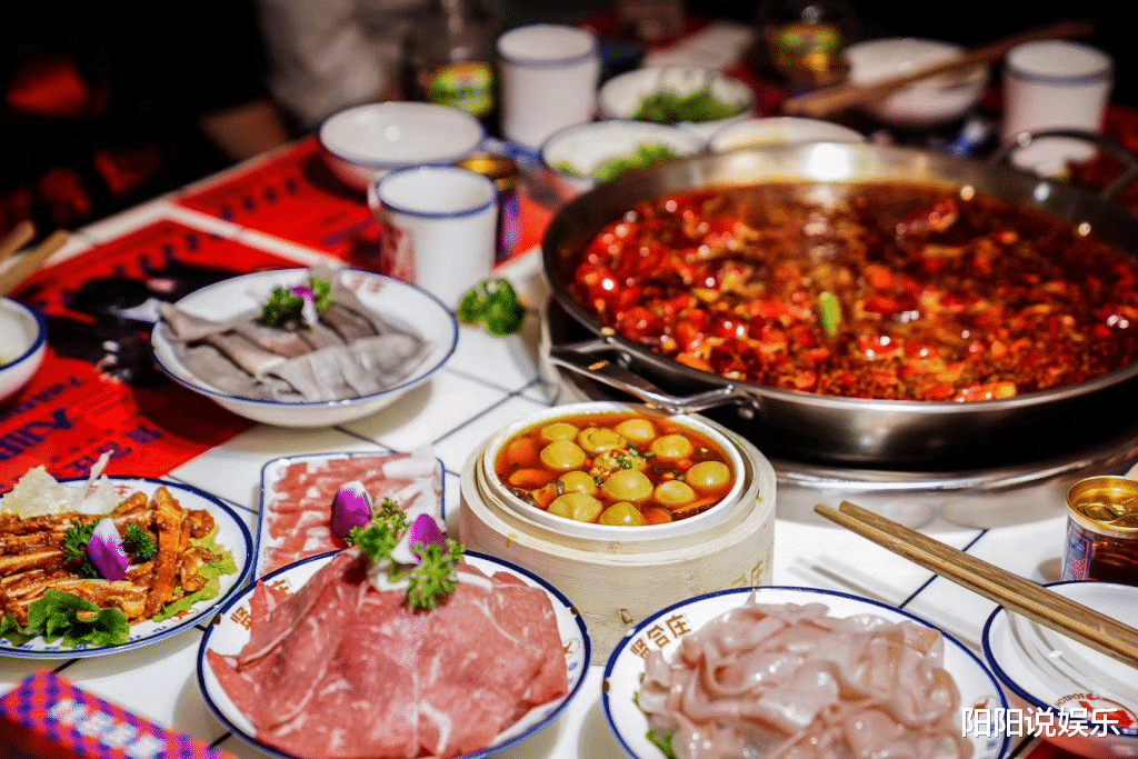 明星|潘玮柏也开起了火锅店，明星开火锅店可取吗？火锅店到底有何玄机