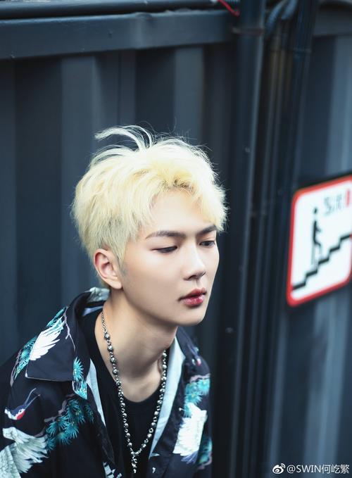 俞更寅|曾是蔡徐坤队友，被称为最男团的人，创4若出道INTO1队长非他莫属