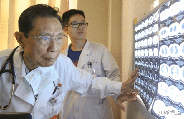 养生|85岁的年龄，45岁的身体，25岁的心态，钟南山是如何养生的