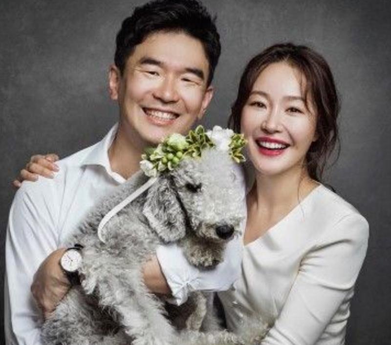 陈宝国|解脱了！7年恩爱历历在目，举行盛大婚礼的严智媛竟从未登记婚姻