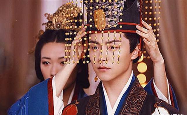 小小草莓星座|汉献帝为什么禅位给曹丕？