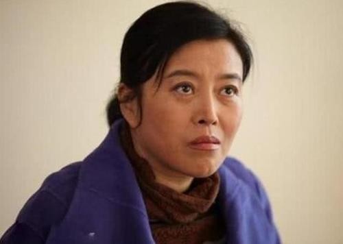 肖浩飞白|丁嘉丽：两婚两离，4次堕胎，遭孙红雷“抛弃”后皈依佛门