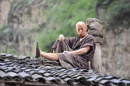 樊少皇|上映当天就冲上榜首，今年难得的优质网络电影，“虚竹”又回来了