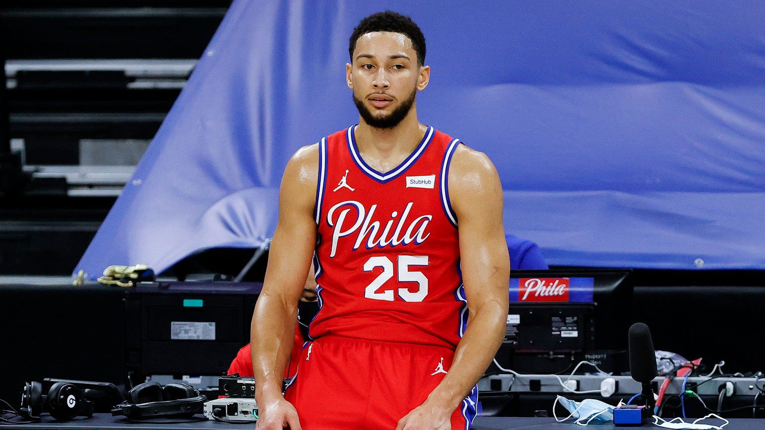 美媒建议76人狼队2换3交易：西帝换大帝新搭档，2首轮成筹码足够？