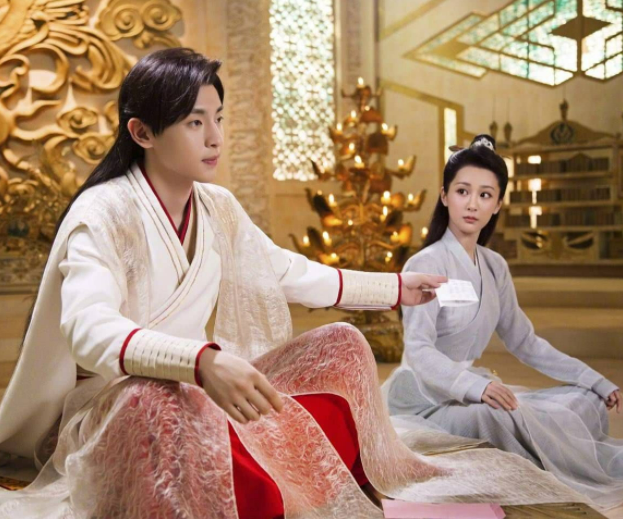 旭凤|对所有的人冰冷，唯独对她温柔，为何他最后仍然孤独一人？