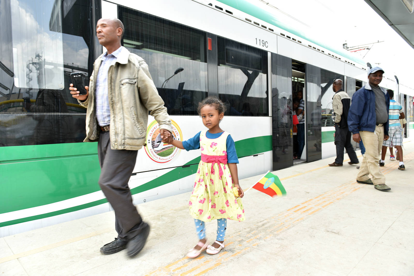 尼日利亞新列車，比美國還現代！外國人：超越美國完全是中國功勞-圖3