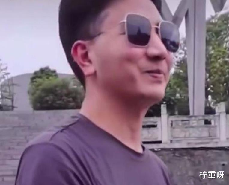 柠重呀|林生斌多次晒与一小男孩合影,被疑是洗剪吹儿子,真实身份疑曝光