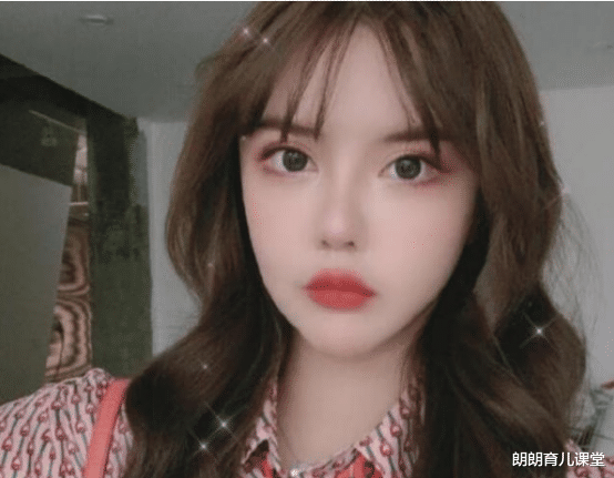 韩安冉|有种“审美”叫韩安冉，整容35次彻底“换头”，却不敌女儿纯天然