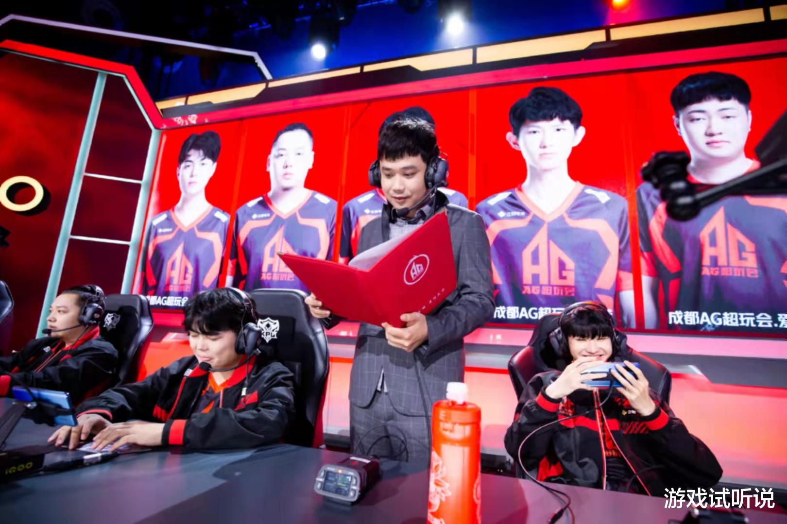 ag战队|AG月光发文：黑粉别骂了，自己内心毫无波澜，并将在AG养老！离被菲菲“禁WB”不远了