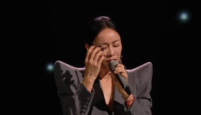 那英|假唱又被逮到了？那英颜面尽失！19年了崔健还是没“骂”醒她