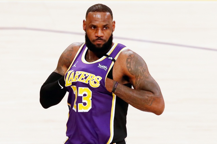 独行侠|西部又乱了！太阳重回第一，独行侠爆冷输球，洛城德比首轮相遇？