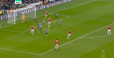 曼聯(lián)|曼聯(lián)1-1爆冷！傳球不過3腳就丟，中場脫節(jié)，后防失誤，C羅沒機會