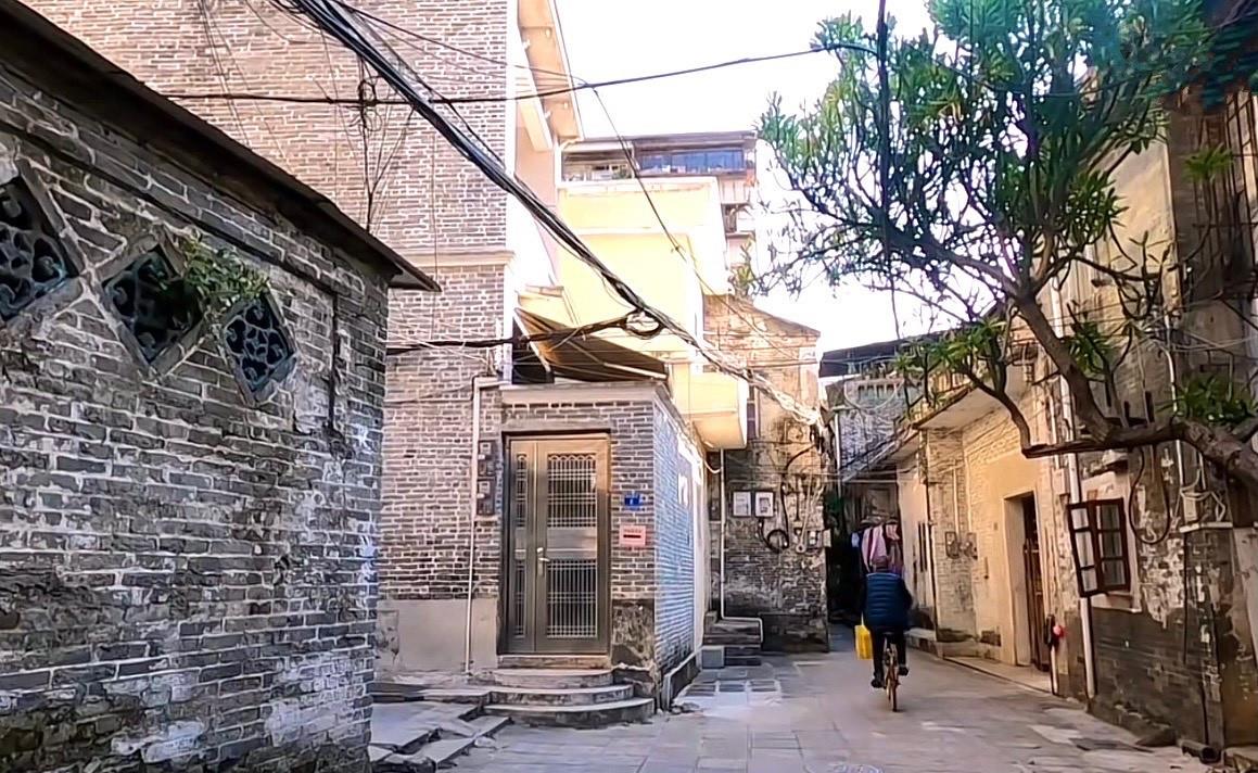 社火烈烈的夜晚 广州有条街住过两位世界富商，豪华堪比红楼梦大观园，现在什么样