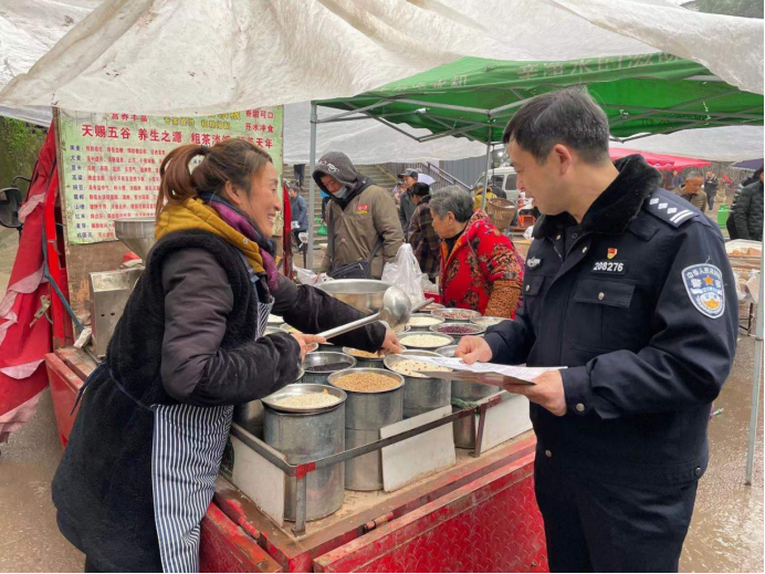 重庆禁毒在线 不让毒品原植物种子落地 璧山禁毒开展宣传检查活动