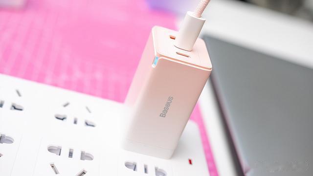 充电器|外观好看 内在强悍 倍思GaN3 Pro氮化镓充电器体验