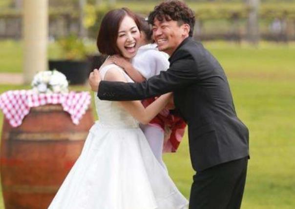 马蓉|马蓉直播21分钟6万人观看，狂赚十几万，评论区留言不堪入目