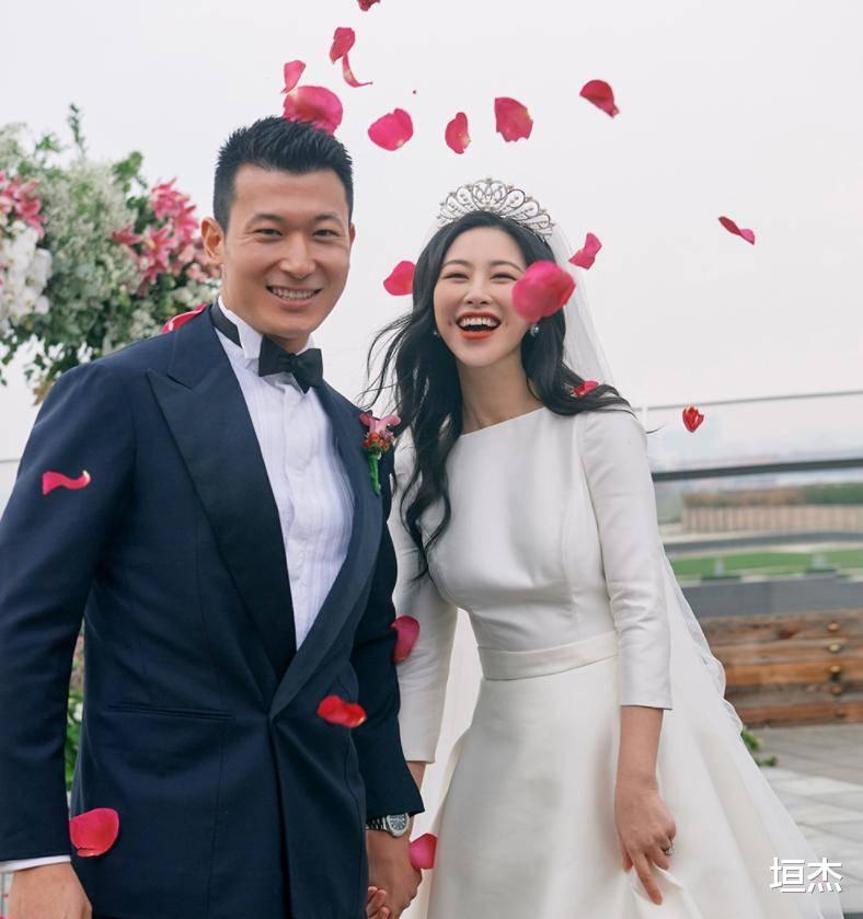 朱珠|朱珠升级当妈，小公主遗传妈妈的好基因