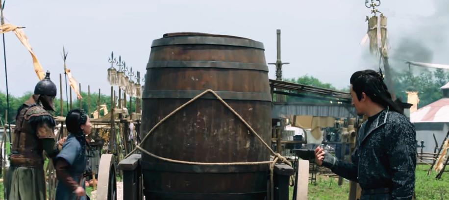 长歌行|《长歌行》最狠角色出场，扮猪吃虎30年，李长歌输给她不冤枉