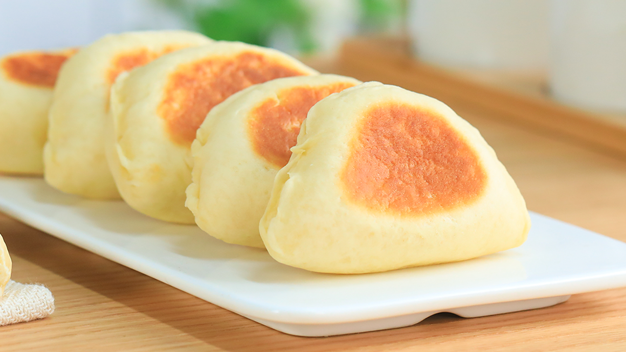 宝宝辅食微课堂|比面包简单,比包子好吃!不用烤箱不用蒸,帮娃补钙长高高!