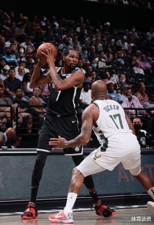 籃網隊|72+29+14！哈登受傷，籃網仍有三巨頭，杜蘭特29分爆發，格里芬回巔峰