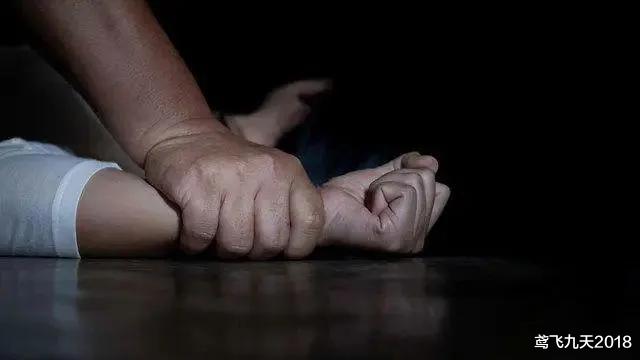 上海市 1992年，19岁的河南小妹到上海当保姆，被人欺骗借腹生子